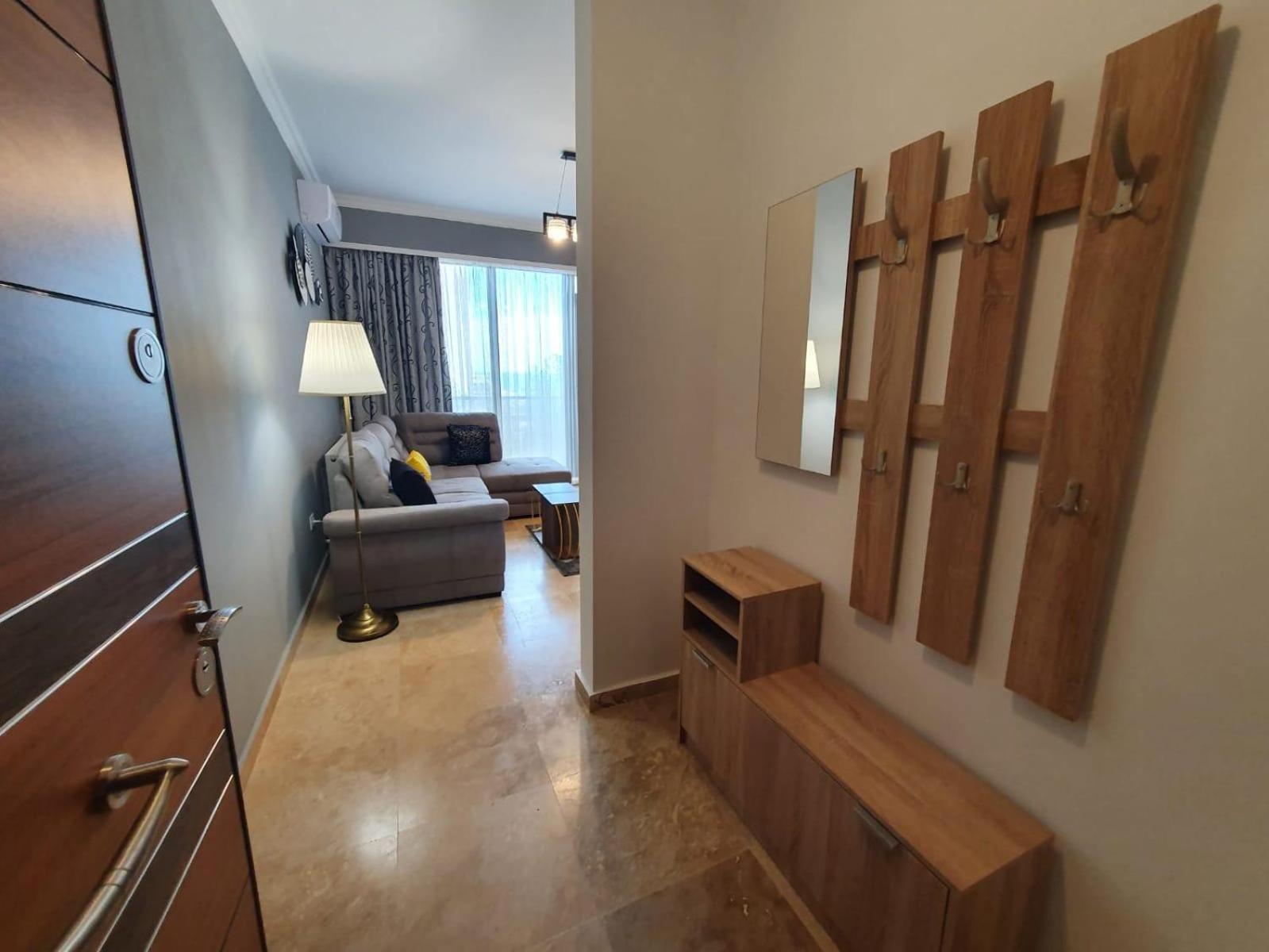 Solid Apartments Mamaia Exterior photo